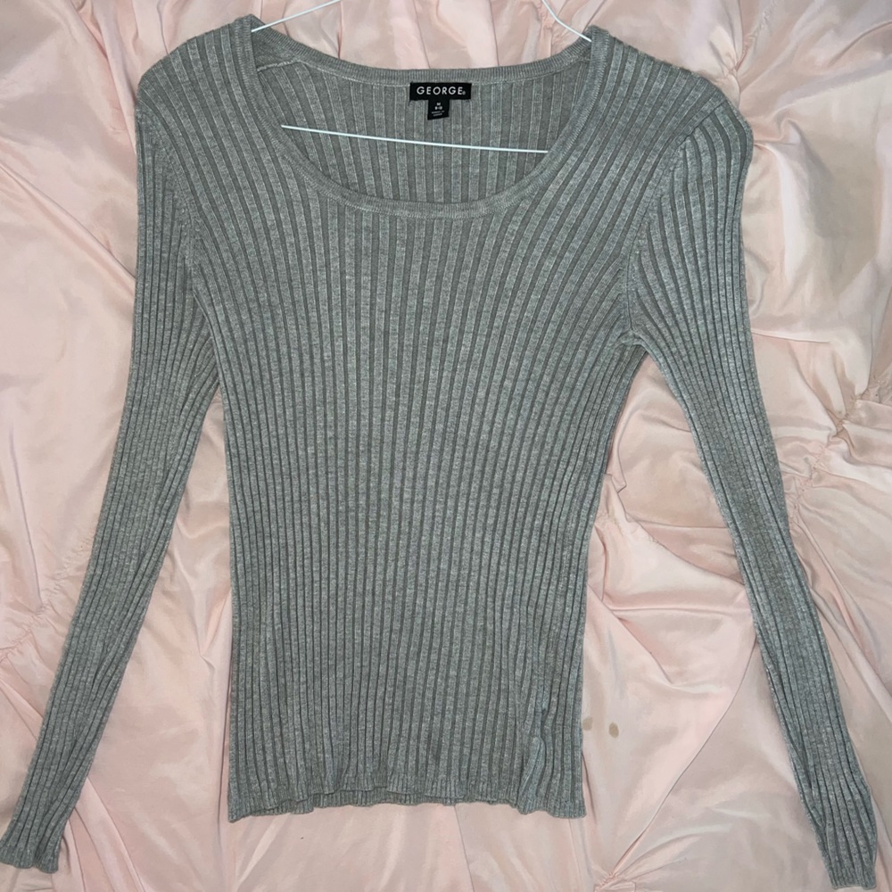Gray Long Sleeved Sweater